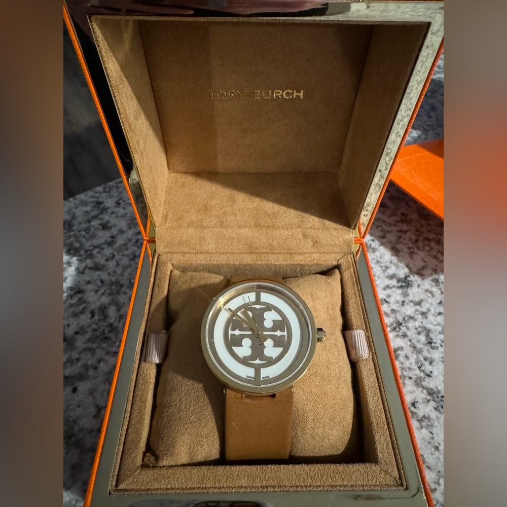 LIKE NEW!!!!! TORY BURCH WATCH - NEEDS BATTERY